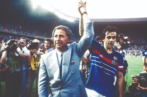 Michel Platini - Biểu tượng của Pháp và Juve, nỗi xấu hổ của UEFA