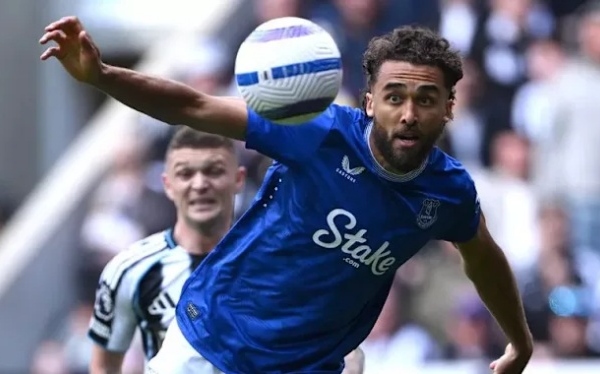 MU bất ngờ sáng cửa chiêu mộ Dominic Calvert-Lewin