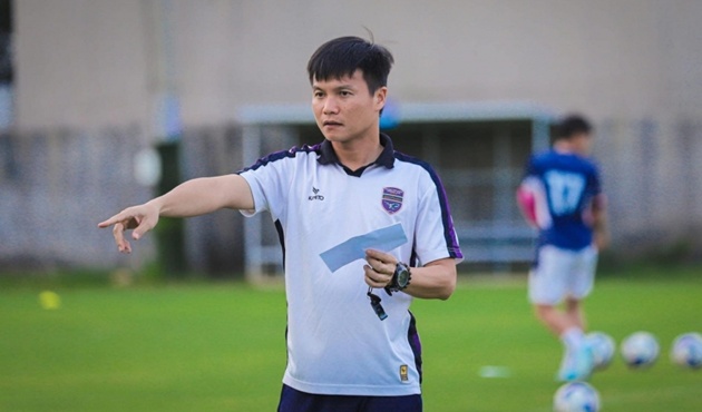 Nguyễn Công Mạnh làm trợ lý cho HLV Kim Sang Sik tại U23 Việt Nam