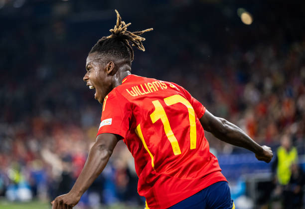 Nico Williams và bài toán mang tên Joan Laporta: Vì sao Barca vẫn do dự?