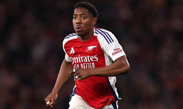 NÓNG: Lewis-Skelly chốt tương lai với Arsenal