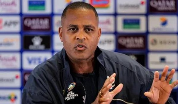 Patrick Kluivert cảnh báo Indonesia không được xem thường Trung Quốc