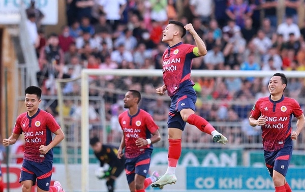 Quang Hải trở lại đỉnh cao, giúp CAHN chinh phục Cúp Quốc gia