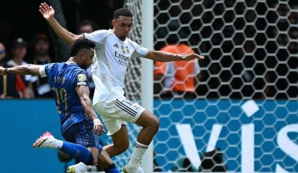 Ra mắt không như mơ, Alexander-Arnold để lại nỗi lo cho Real
