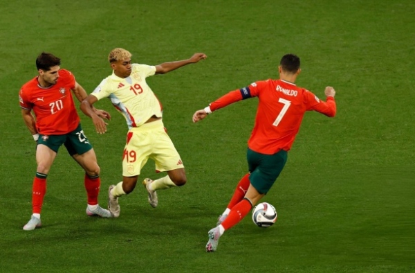 Ronaldo đã thắng Yamal