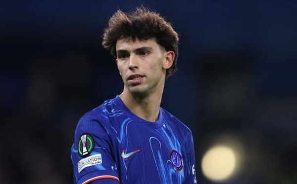 Sự nghiệp bế tắc, Joao Felix hẹn hò với người đẹp Colombia