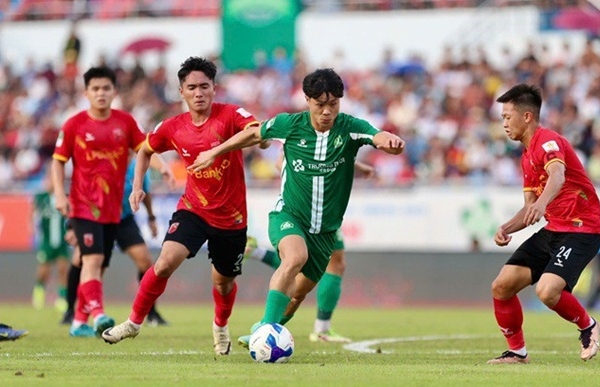 Treo thưởng 10 tỷ, Bình Phước khao khát dự V-League