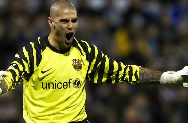 Từ Valdes đến Garcia: Sự thay đổi triết lý chuyển nhượng thủ môn Barca