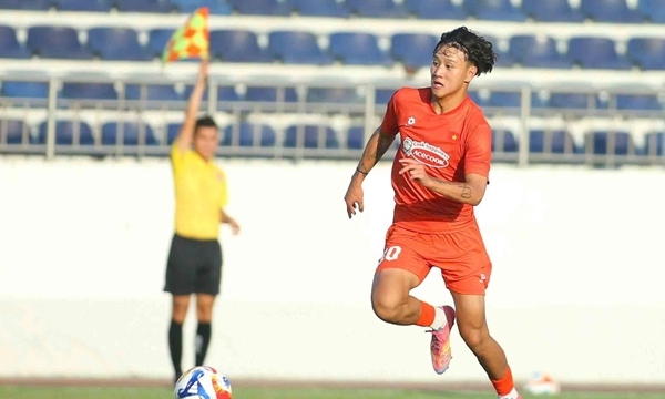 Alex Bùi có thể lỡ hẹn U23 Đông Nam Á 2025