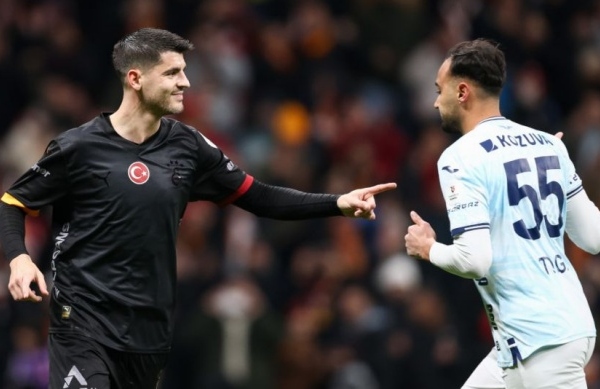 Alvaro Morata tiến gần đến Como