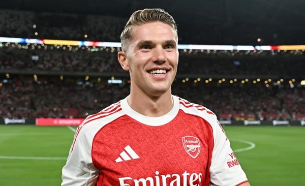 Arteta bỏ ngỏ khả năng ra mắt của Gyokeres ở trận đấu với Tottenham