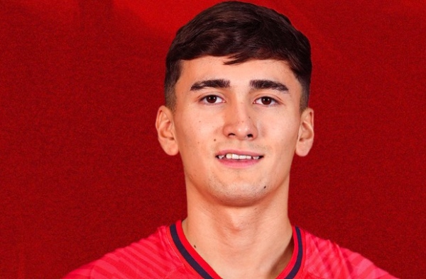 Brandon Lý - Hậu vệ từng khoác áo Burnley muốn đầu quân cho tuyển Việt Nam