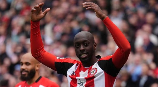 Brentford từ chối bán Wissa, Newcastle vẫn chưa bỏ cuộc