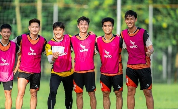 Các CLB V.League tăng tốc rèn thể lực trước mùa giải mới