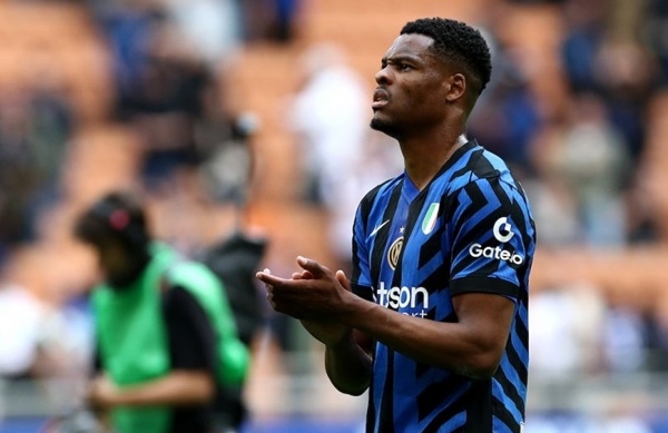 Carboni rời Inter, Dumfries nguy cơ ra đi với giá thấp