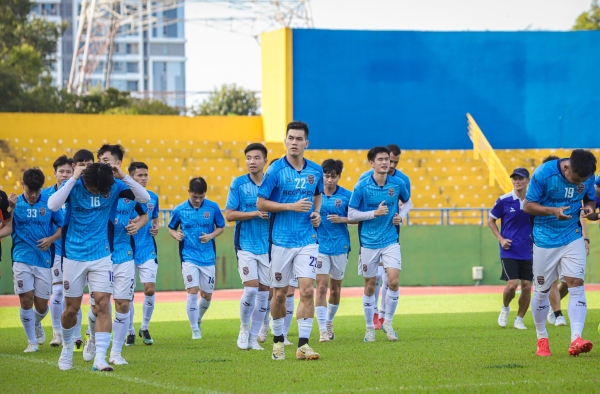CĐV Bình Dương lo lắng trước tình hình lực lượng của đội bóng