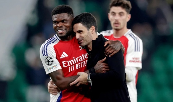 Chia tay Thomas Partey, Arsenal tránh lặp lại cơn đau đầu của Arteta