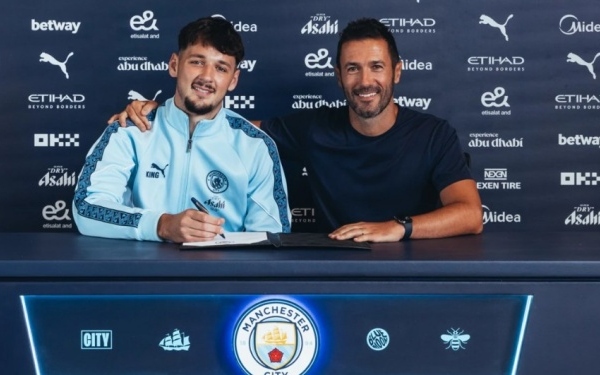 CHÍNH THỨC! Man City ký hợp đồng với James Trafford từ Burnley