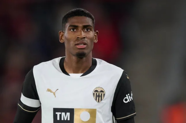 CHÍNH THỨC: Mosquera rời Valencia, chuẩn bị đầu quân Arsenal