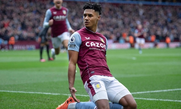 Chuyển nhượng sáng 30/7: MU ưu tiên Ollie Watkins; Arsenal dè dặt với Eberechi Eze