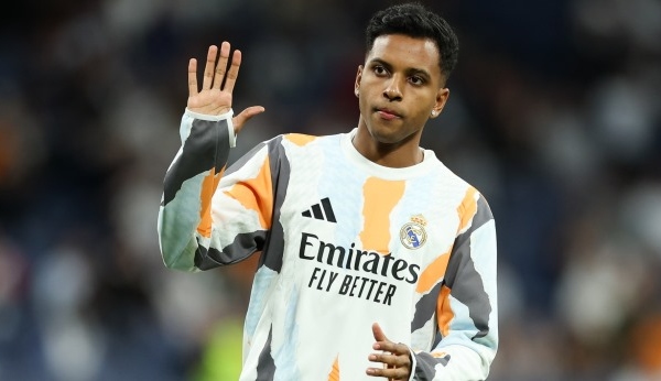 Chuyển nhượng tối 13/7: MU nhắm Rodrygo; Real chốt giá 150 triệu euro để bán Vinicius