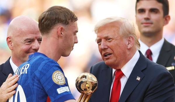 Cole Palmer bùng nổ, được Donald Trump trao MVP tại Club World Cup