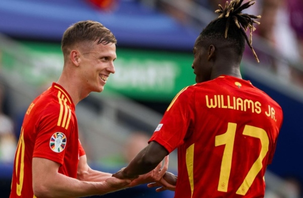 Dani Olmo trấn an Nico Williams về việc gia nhập Barcelona