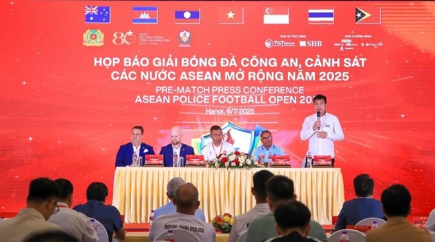 Dự giải bóng đá Công an, Lào mang theo nhiều tuyển thủ