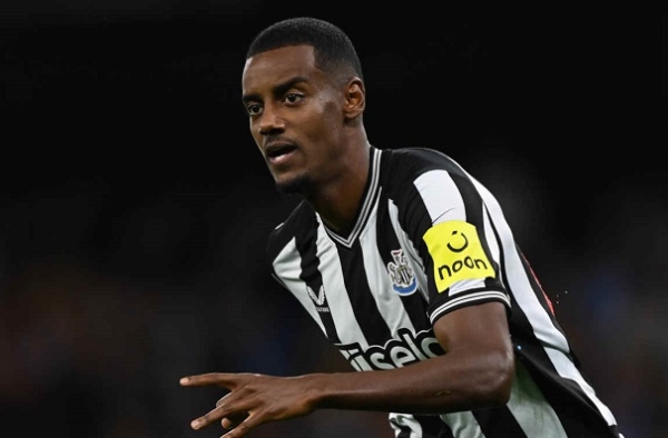 Fabrizio Romano tiết lộ Liverpool là đội duy nhất theo đuổi Isak