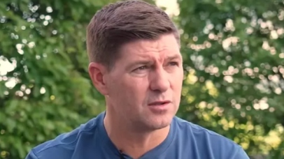 Gerrard so sánh bầu không khí tại Ibrox với Anfield