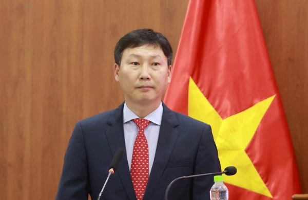 HLV Kim Sang-sik và chuỗi 11 trận không thua với bóng đá Việt Nam ở Đông Nam Á