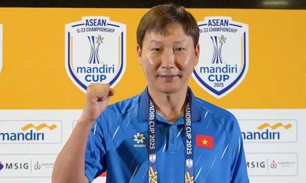 HLV Kim Sang-sik và 'nhiệm vụ đặc biệt' với U23 Việt Nam tại giải Đông Nam Á