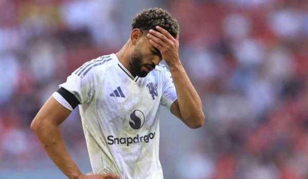 Hòa Leeds, Amorim lo ngại hàng công Man United thiếu tốc độ và kết nối