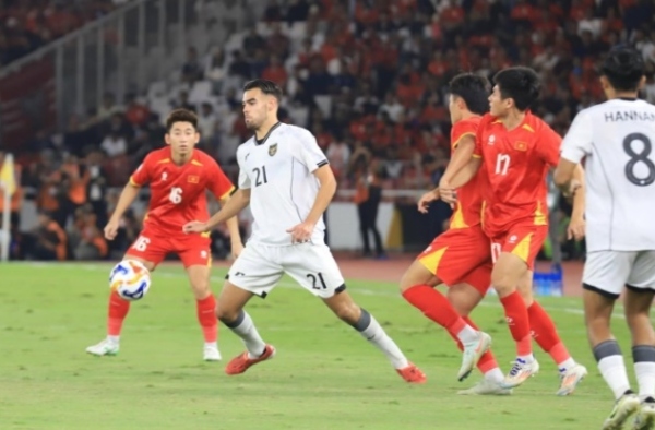 Jens Raven thừa nhận U23 Việt Nam xứng đáng vô địch