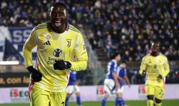 Juventus lên kế hoạch giữ Kolo Muani, đẩy Douglas Luiz trở lại Ngoại hạng Anh