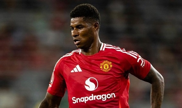 Không thể mua Diaz, Barca chốt mượn Rashford từ Man United