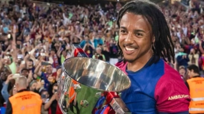 Kounde cam kết tương lai với Barca