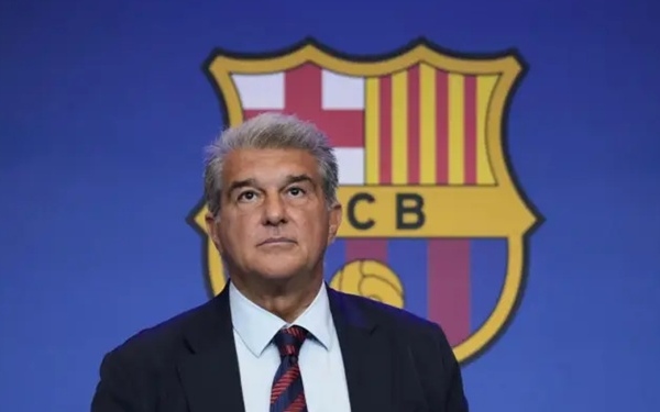 Laporta nói rõ lý do Barca bỏ qua Nico Williams