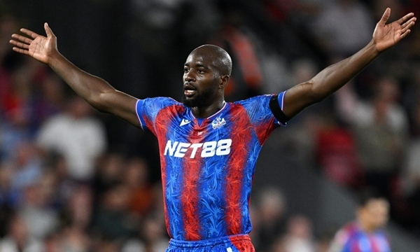 Liverpool chốt giá 50 triệu bảng cho "sát thủ" của Palace