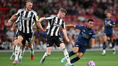 Màn trình diễn của Nwaneri chỉ ra lý do Arsenal không thể chần chừ với Eze