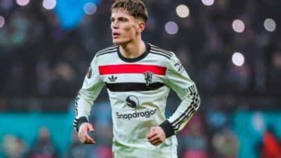 Man United nhắm Watkins và Sesko, sẵn sàng để Garnacho ra đi