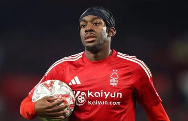 Newcastle muốn chi 55 triệu bảng vì Elanga – có đáng không?