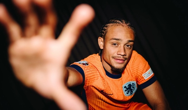 Những cái tên có thể phải rời đi nếu Chelsea mua Xavi Simons