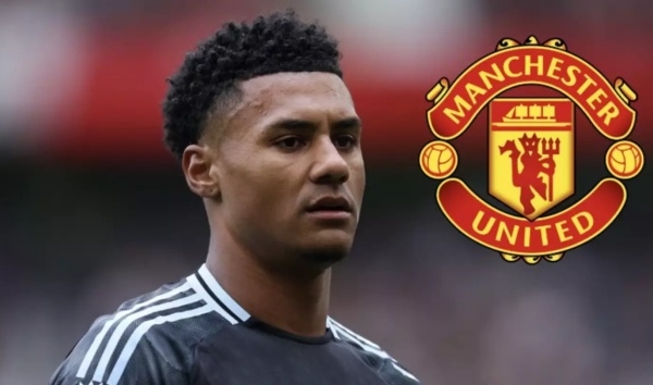 Ollie Watkins công khai quan điểm về MU, nhưng là fan ruột Arsenal