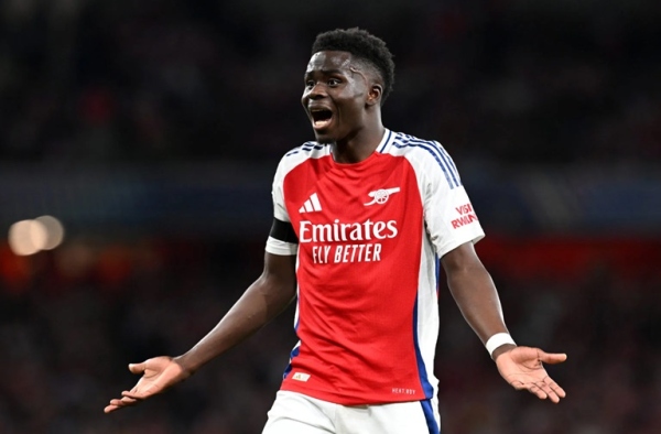 Paul Merson lo Arsenal đang sẵn sàng bán Bukayo Saka