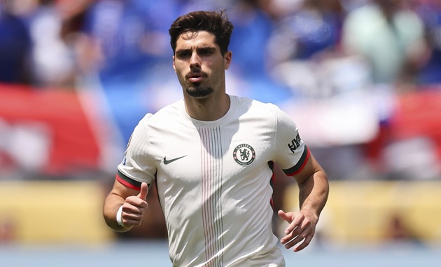 Pedro Neto bỏ ngỏ khả năng ra sân sau cái chết của Jota