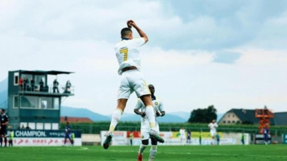 Ronaldo ghi bàn, Al-Nassr lội ngược dòng hạ Toulouse 2-1