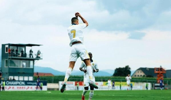 Ronaldo ghi bàn, Al-Nassr lội ngược dòng hạ Toulouse 2-1