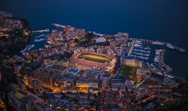 Sân vận động Stade Louis II: Viên ngọc của Công quốc Monaco