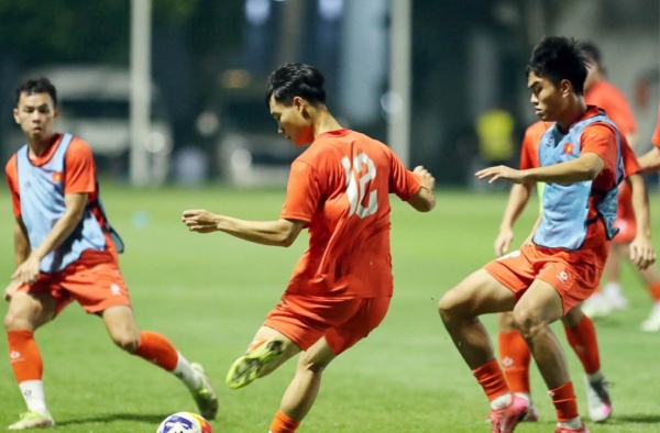 Thắng kịch tính U23 Campuchia, U23 Việt Nam bị phê bình còn nhiều hạn chế